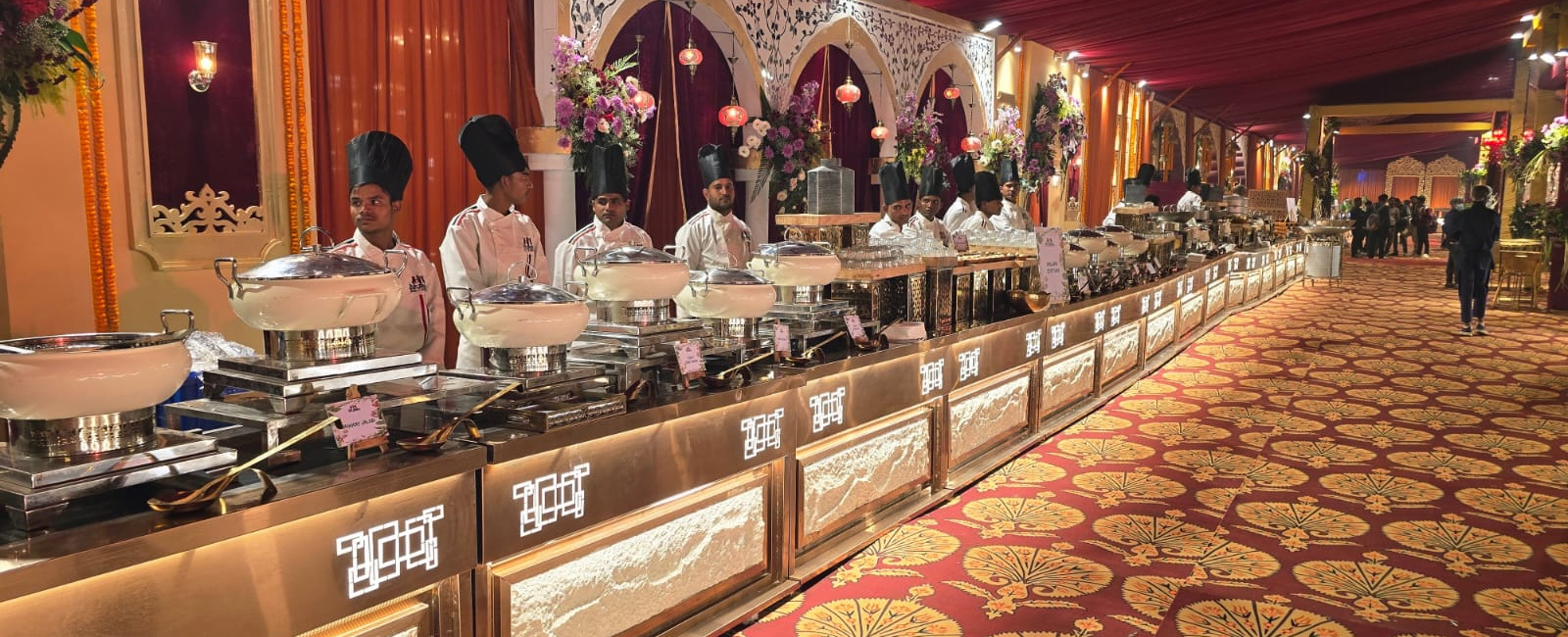 Gauri Buffet Counter Crockery Service